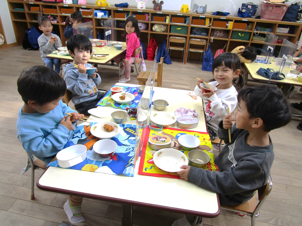 食事の様子