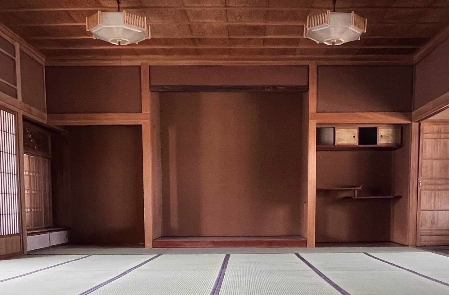 旧山崎長兵衛商店2階室内