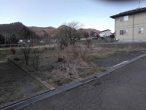  小諸市丙

 