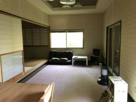 detached 長野県小諸市大字大久保

（イトーピア別荘地内）